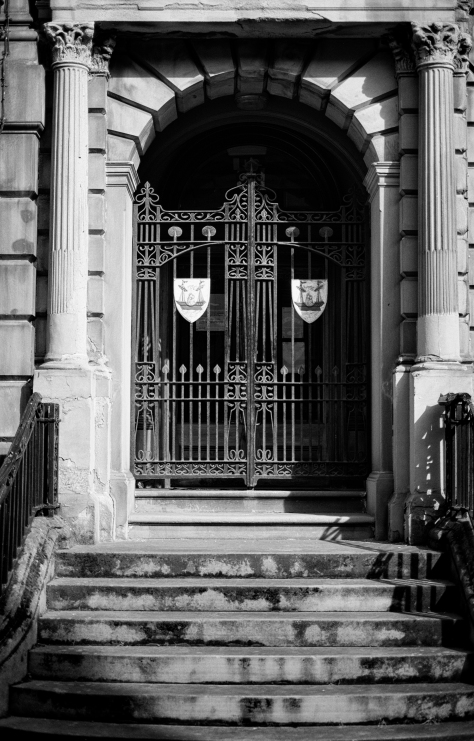 Crested Gates, Leith. Photo by and copyright of Paul Henni.